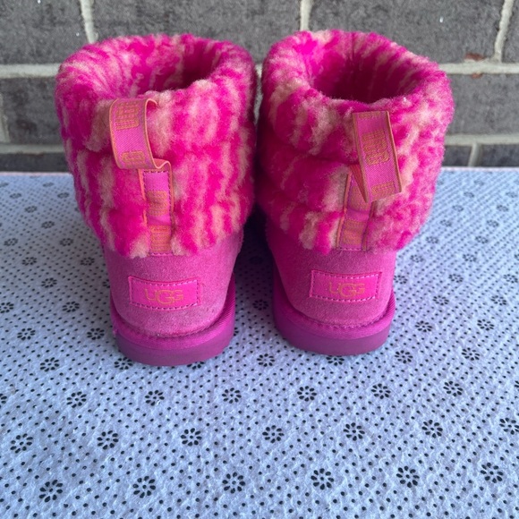 UGG Mini Fluff Quilted Cuff Zebra Rock Rose Suede Sheepskin Boots Size 4 women - Picture 6 of 10